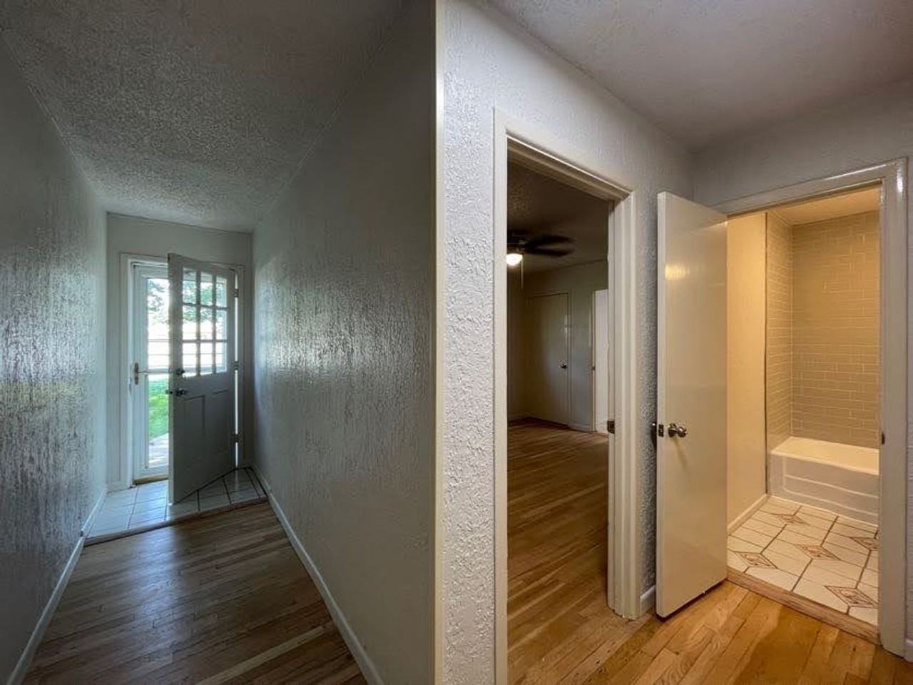 1005 N 19th St - Photo 6 of 20