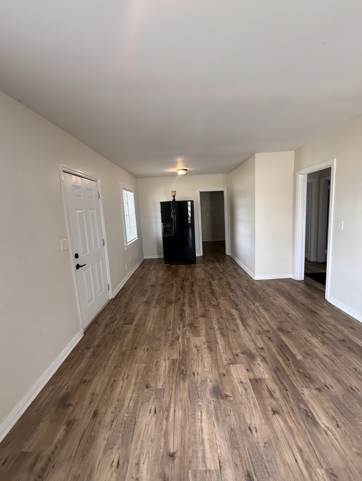 1106 Highway Dr - Photo 4 of 8