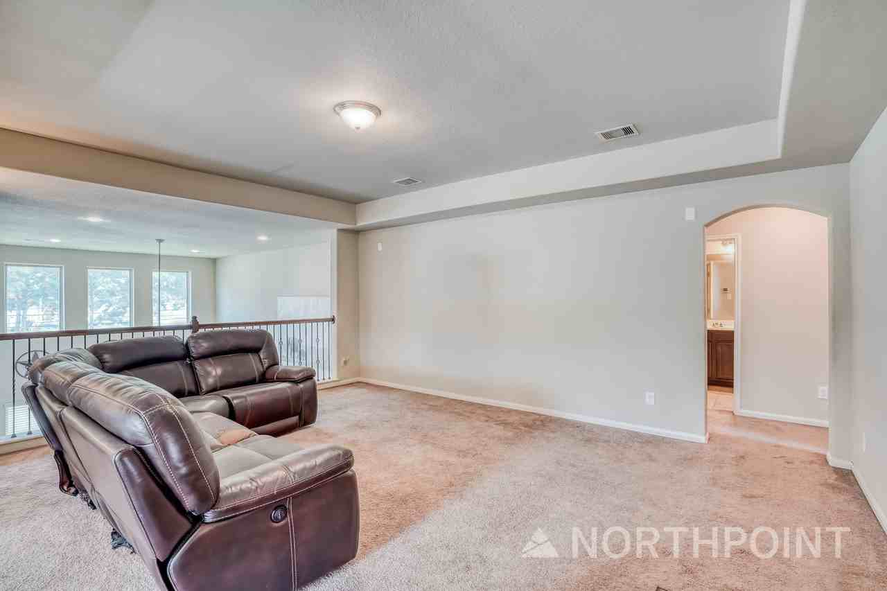4031 Guild Meadows Dr - Photo 5 of 16