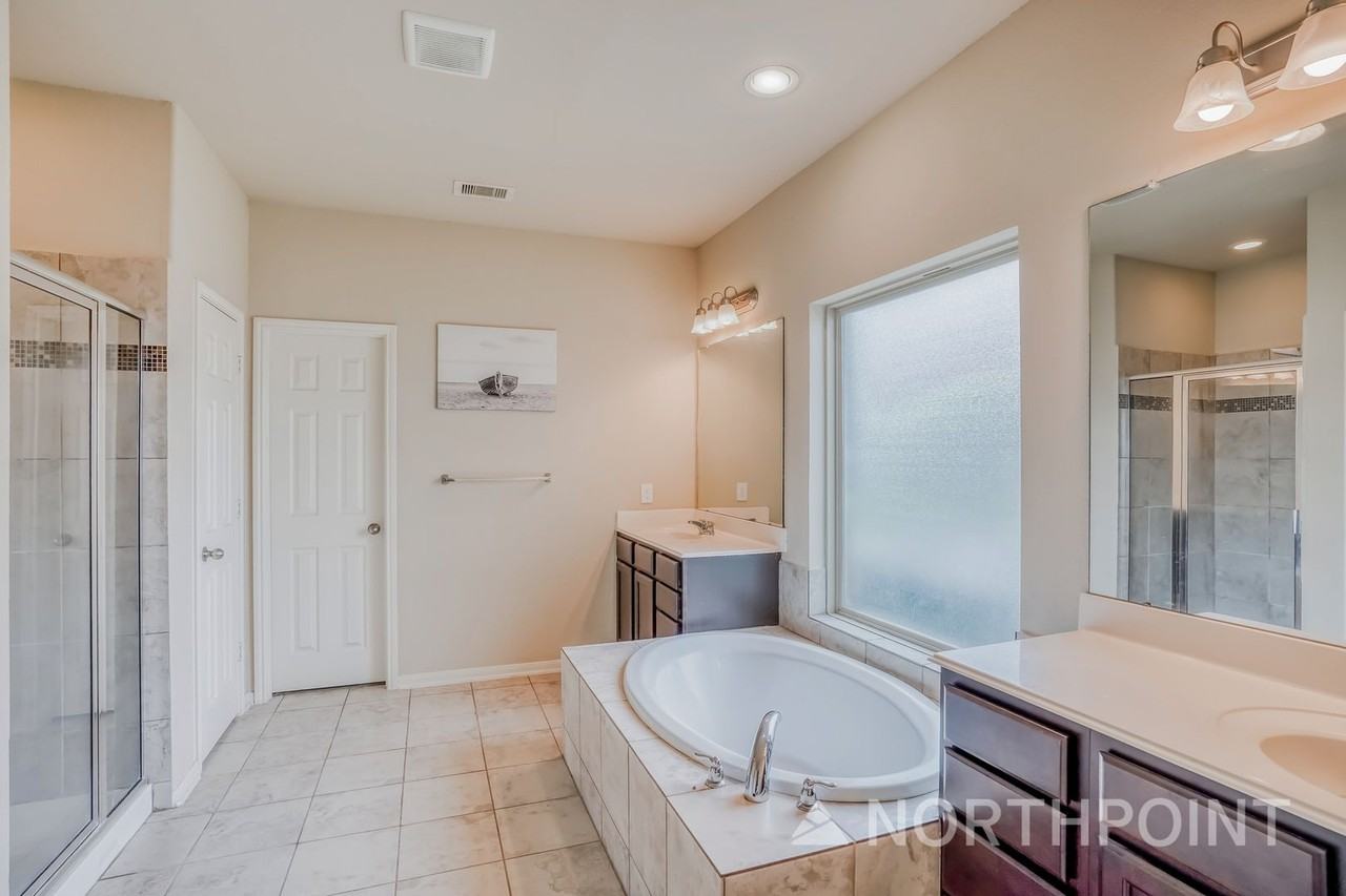 4031 Guild Meadows Dr - Photo 7 of 16