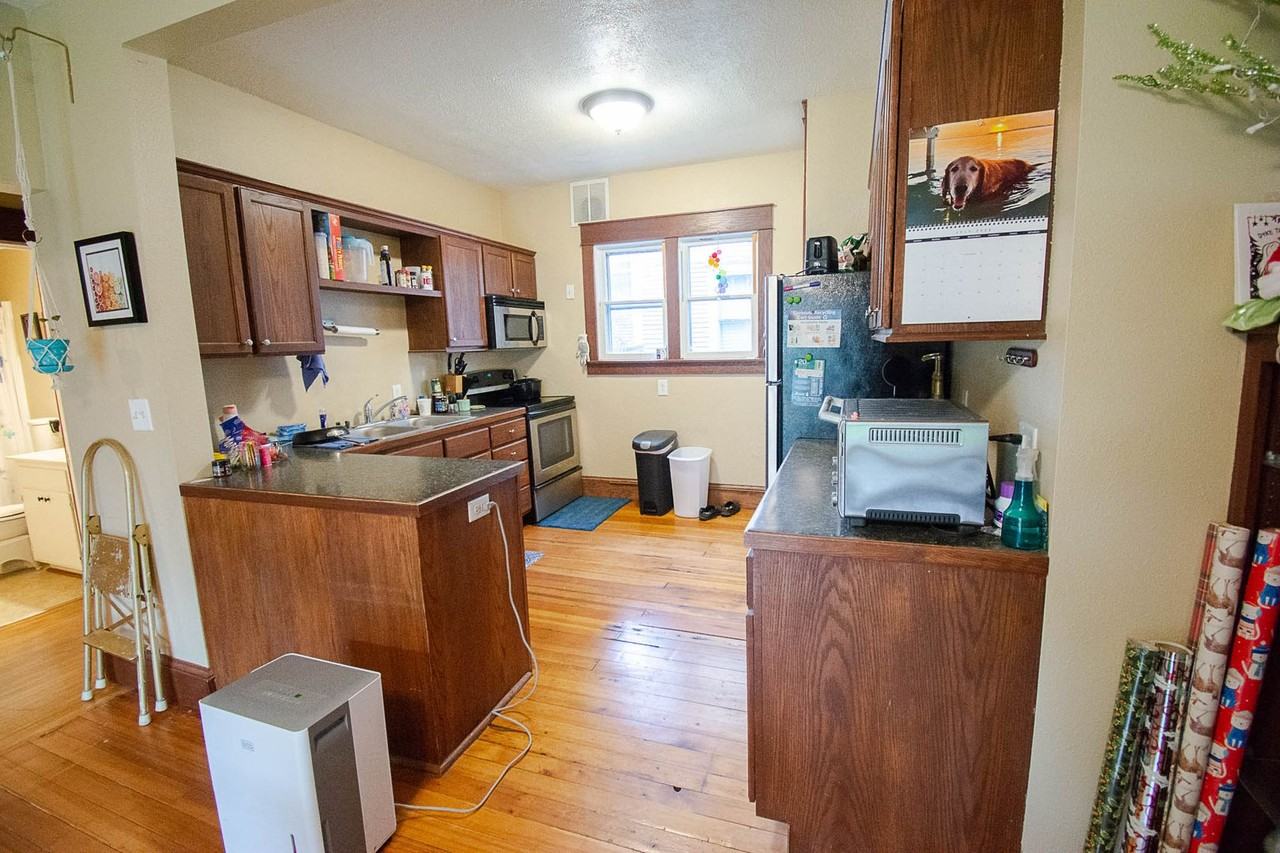 101 8th Ave Se #1 - Photo 7 of 18