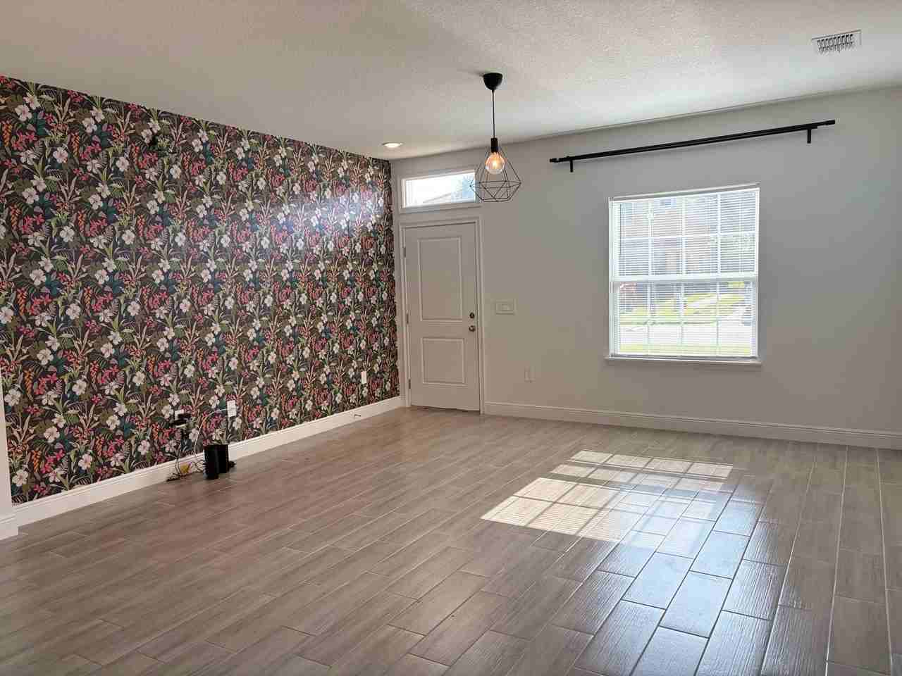 1552 Cumin Dr - Photo 4 of 15