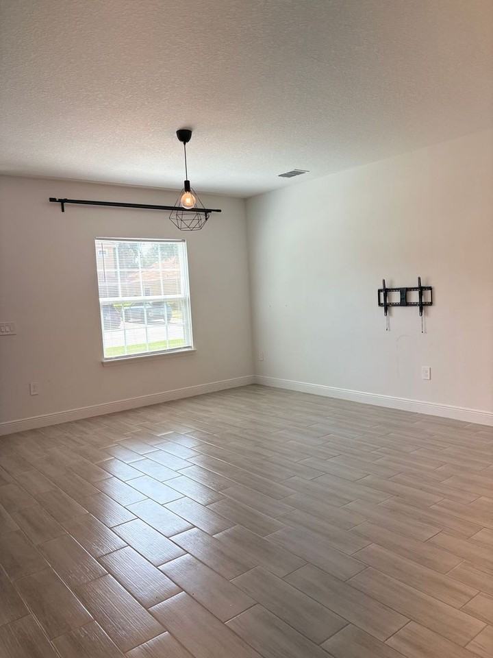 1552 Cumin Dr - Photo 7 of 15