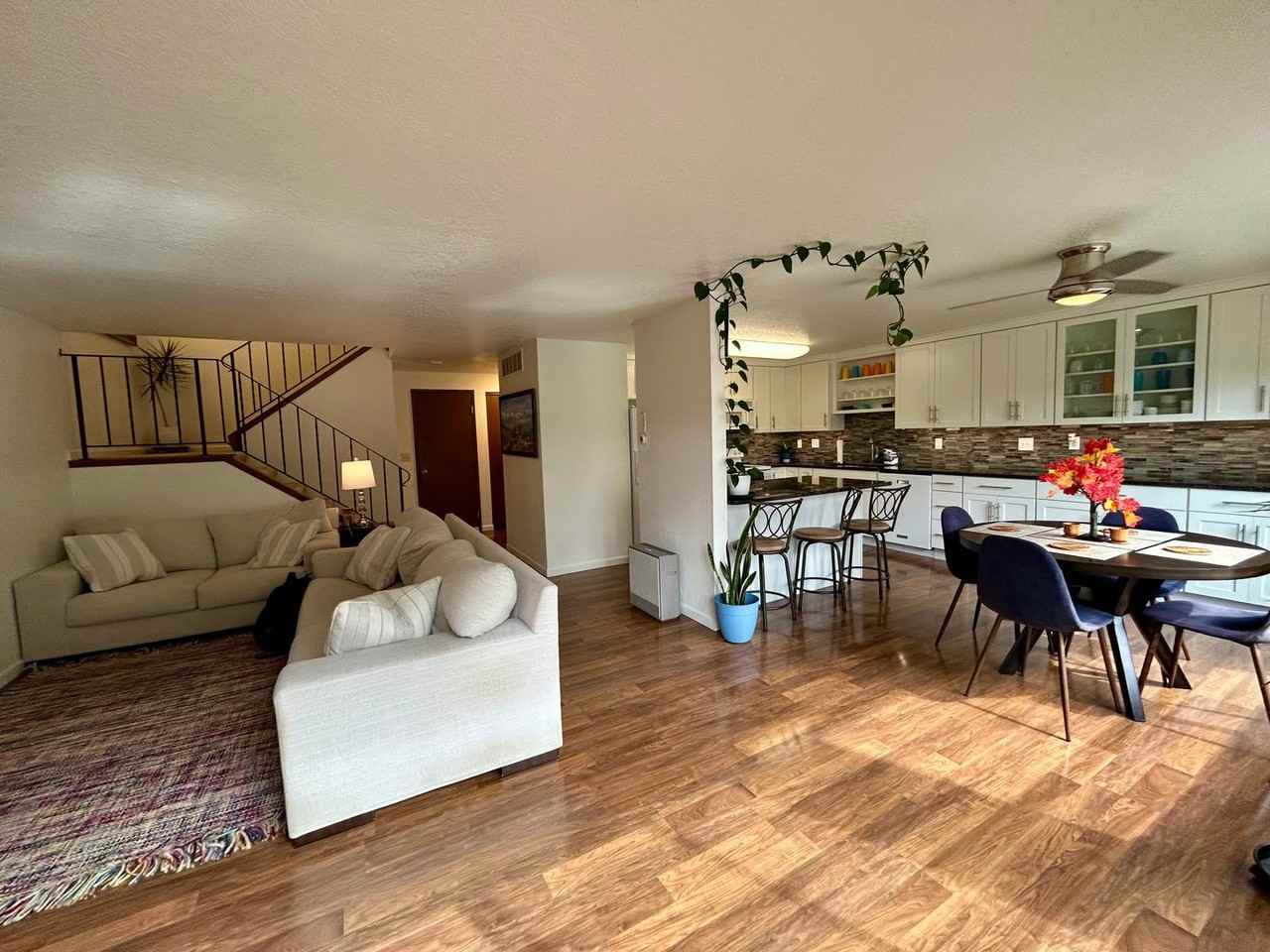 3500 Ridgemont Way #3 - Photo 4 of 29
