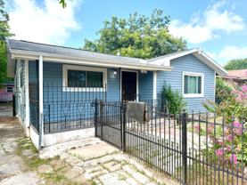 1820 W Southcross Blvd - Photo 1 of 1