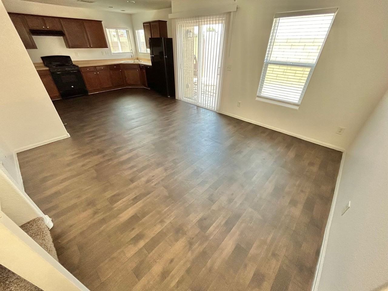 4908 Blue Marlin Ave - Photo 4 of 29
