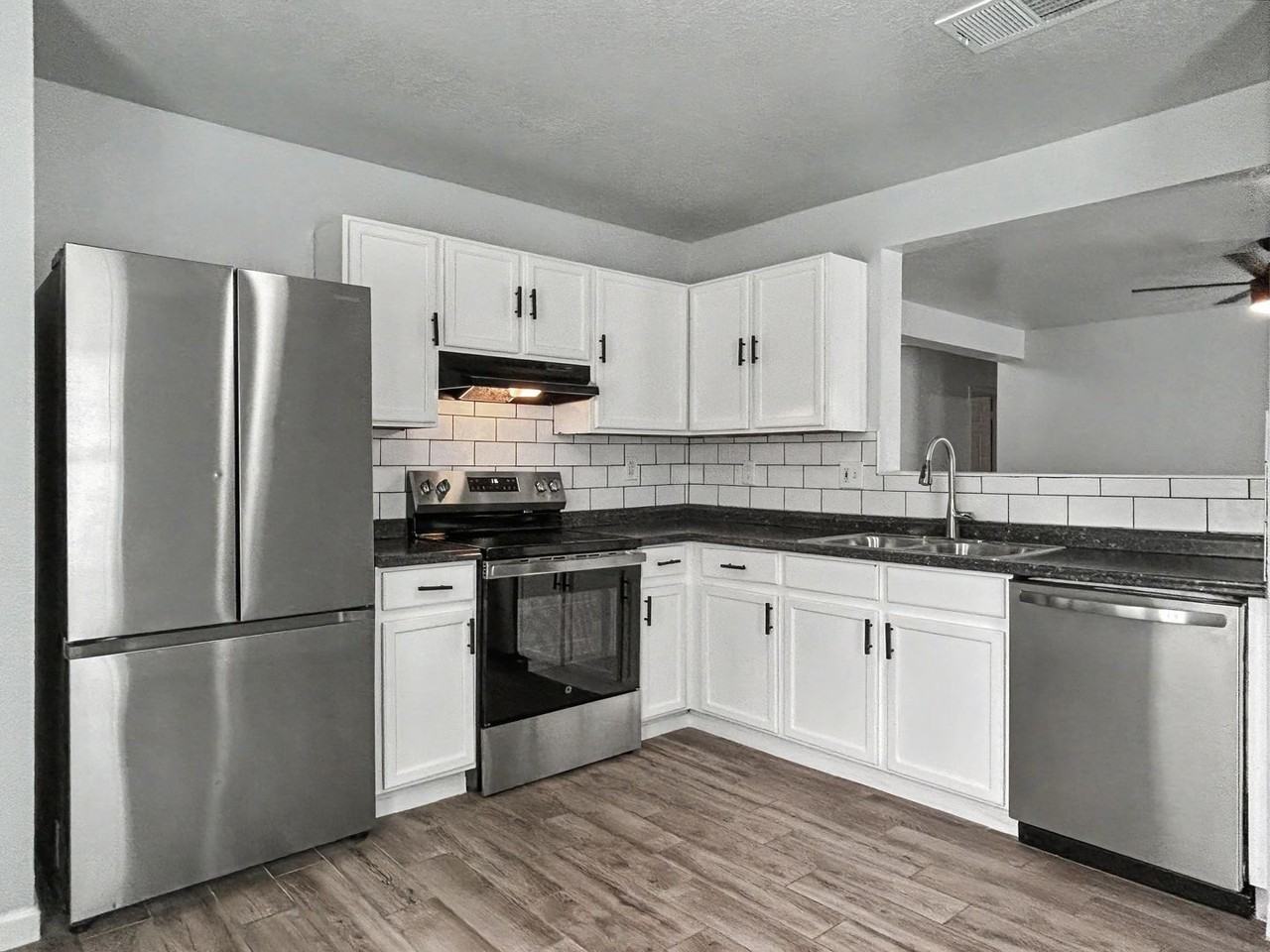 10138 Southern Sun - Photo 4 of 19