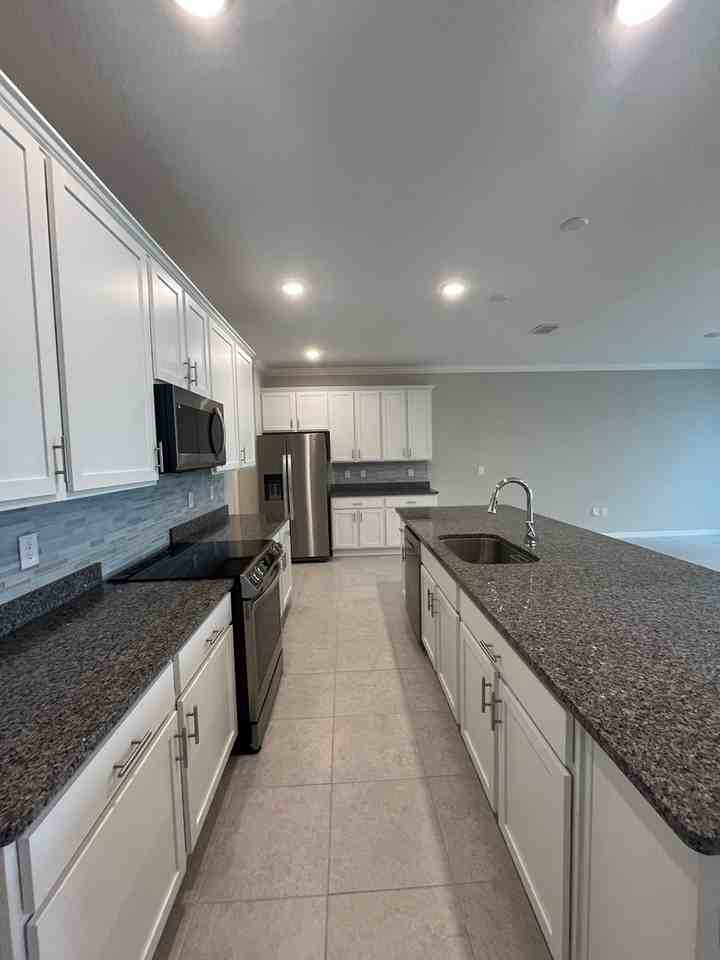 77 Oakleaf Way - Photo 6 of 18