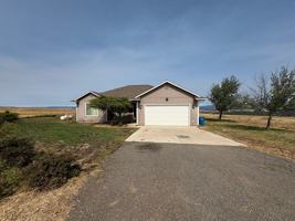 featured image of 830 Horseshoe Bend Rd