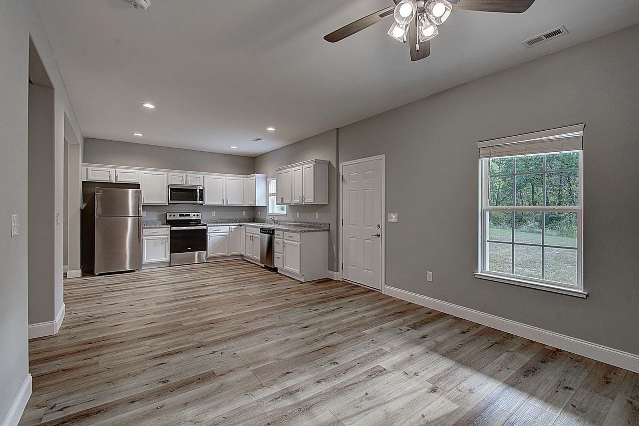 3449 Frylee Ct - Photo 7 of 30