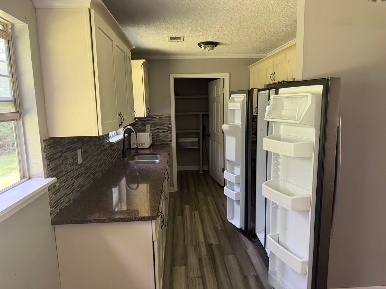 177 Sunnybrook Rd - Photo 6 of 26