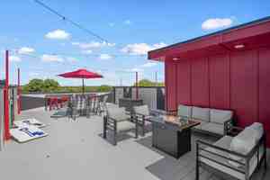 featured image of 2723 Alameda St