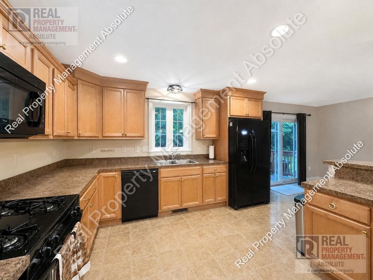 23A Clearview Cir - Photo 5 of 31