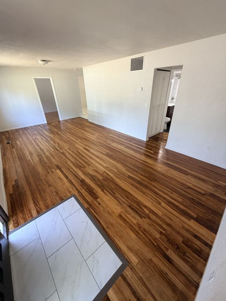 2518 Borst Ave - Photo 2 of 15