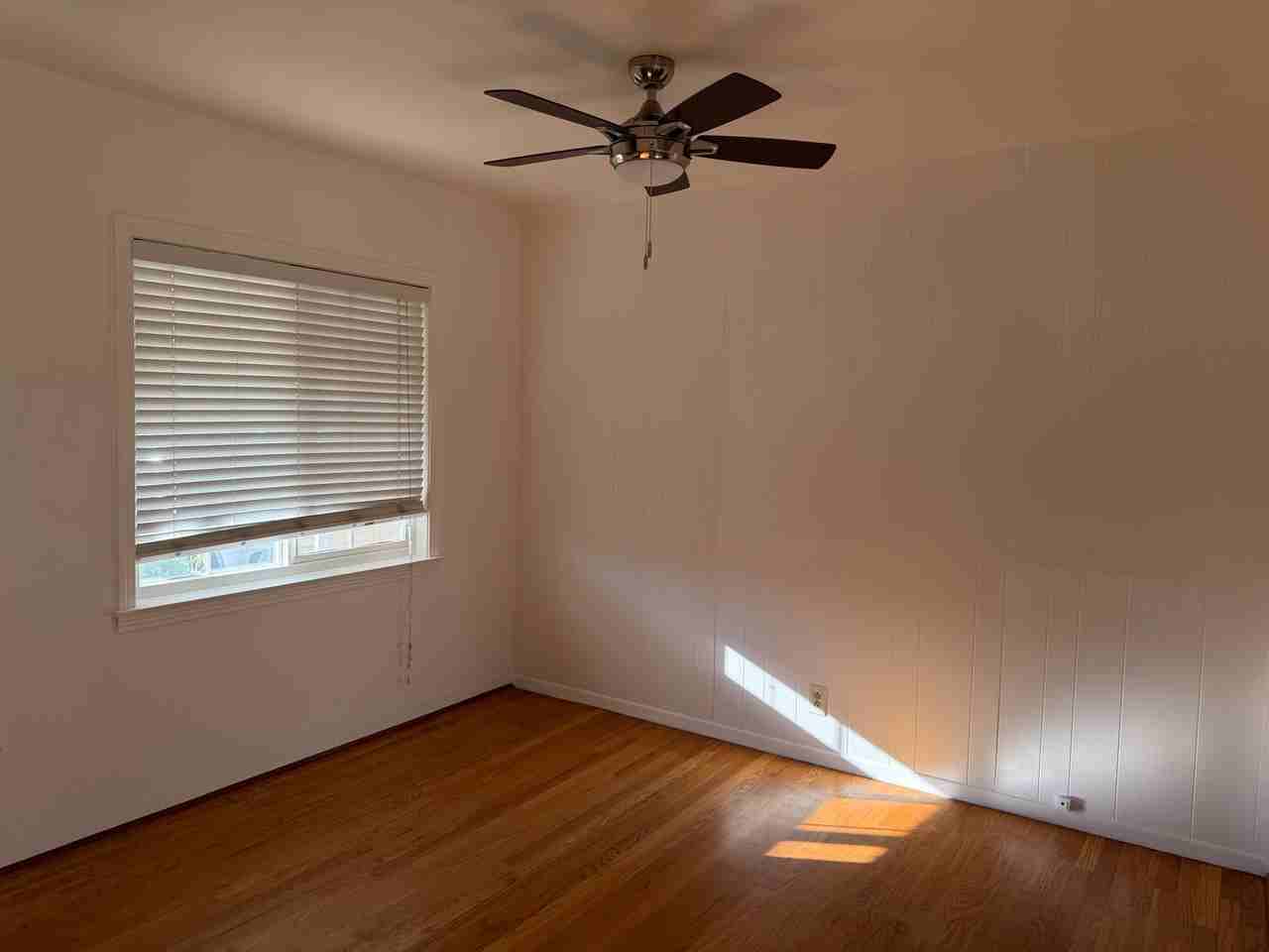 1921 Maryland Ave - Photo 7 of 14