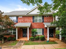 featured image of 5 E Newnan Rd