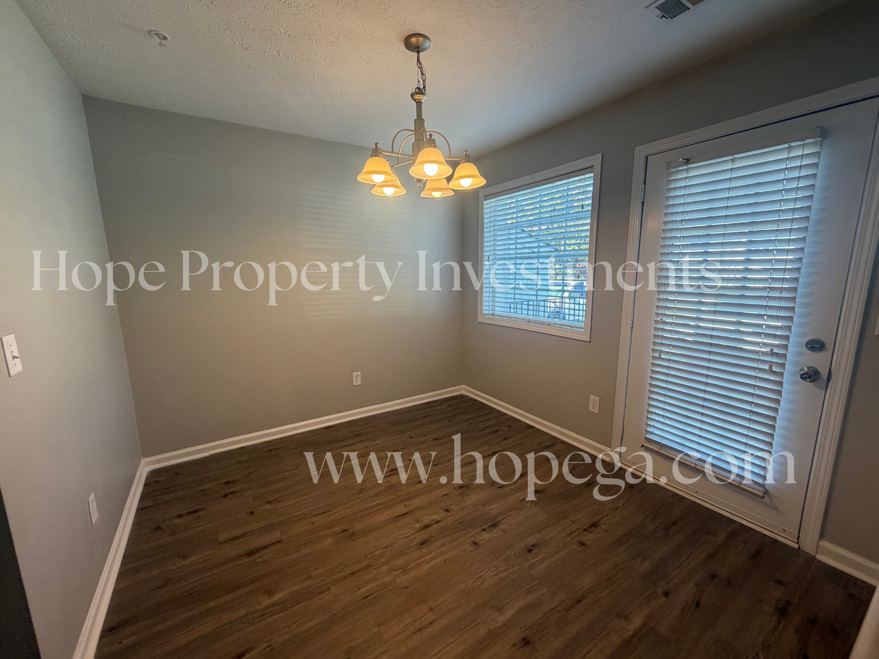 5 E Newnan Rd - Photo 6 of 19