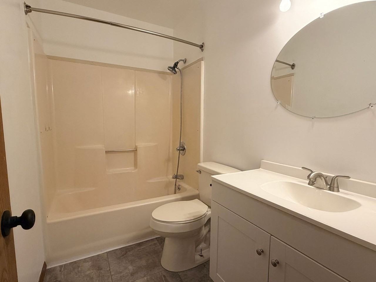 2622 Camelot Ct - Photo 7 of 7