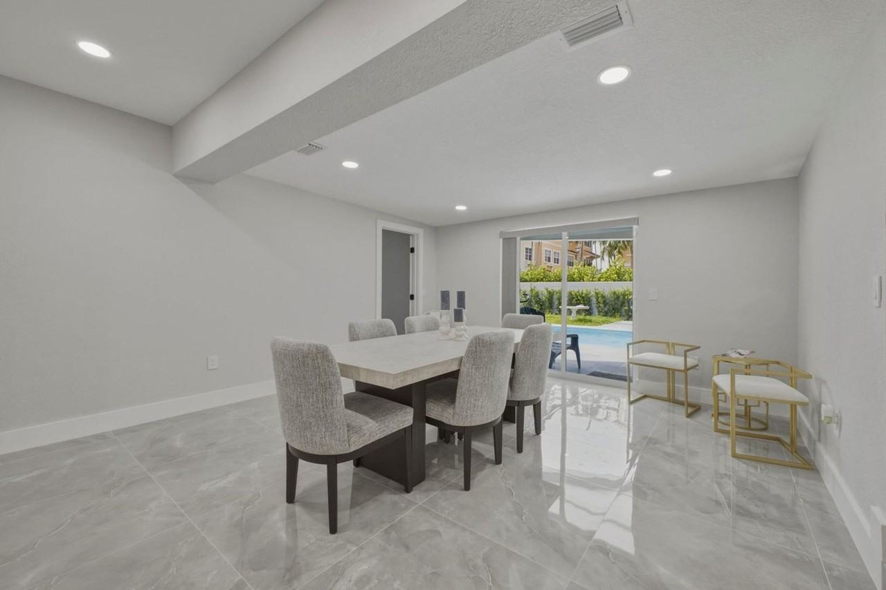 632 Las Palmas Park - Photo 4 of 16