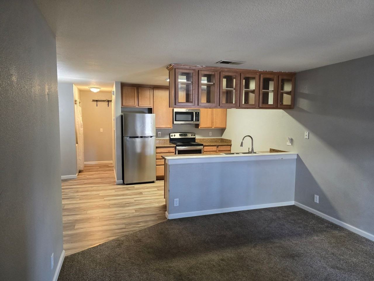 1114 Nord Ave #11 - Photo 3 of 22