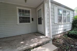 featured image of 4420 S Parkway Dr