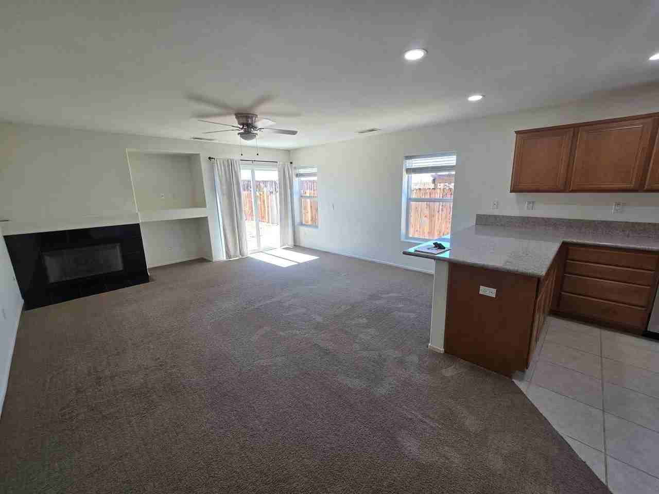 5212 Split Rock Ave - Photo 2 of 15