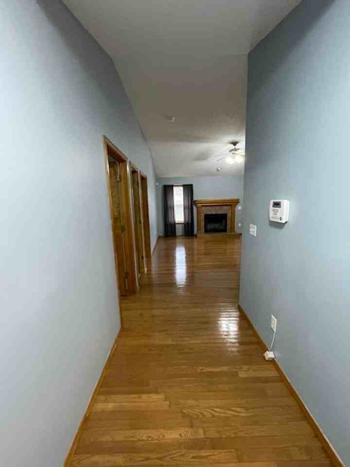 834 S Mahn Ave - Photo 5 of 44