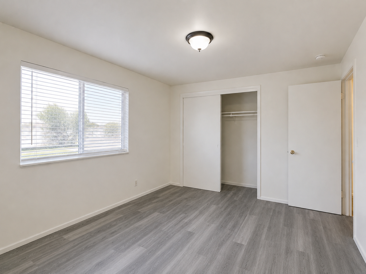 1761 Stewart St - Photo 4 of 7