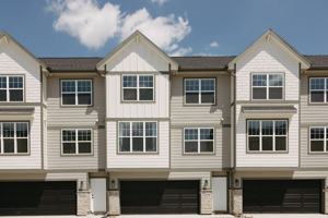 featured image of 4424 154th St