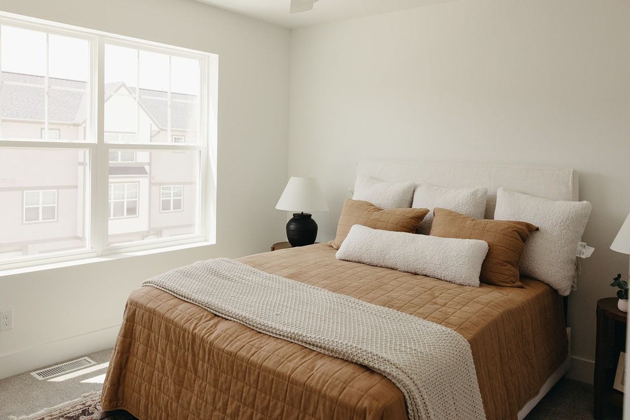 Walnut Crest Townhomes (31495) - Photo 3 of 6