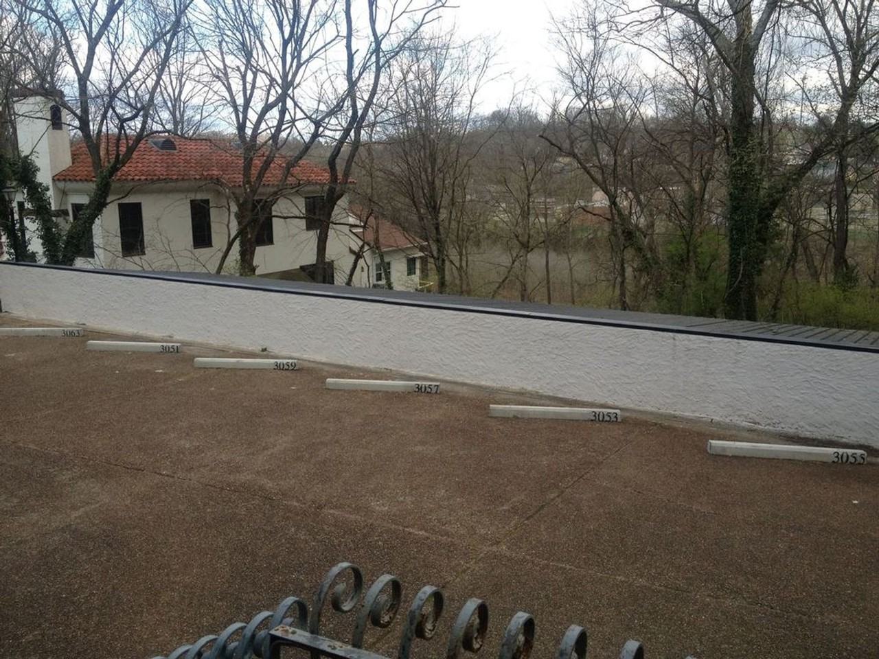 3055 Kingston Pike - Photo 2 of 18