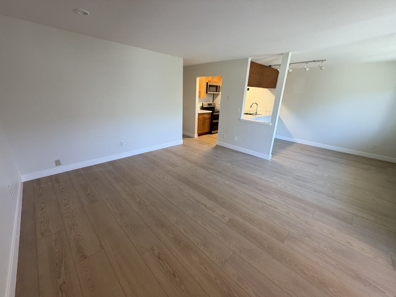 240 Hollis Avenue #25 - Photo 7 of 13