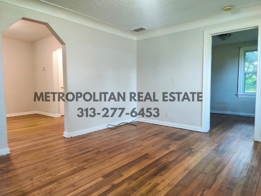 51329 Geddes Rd - Photo 3 of 19