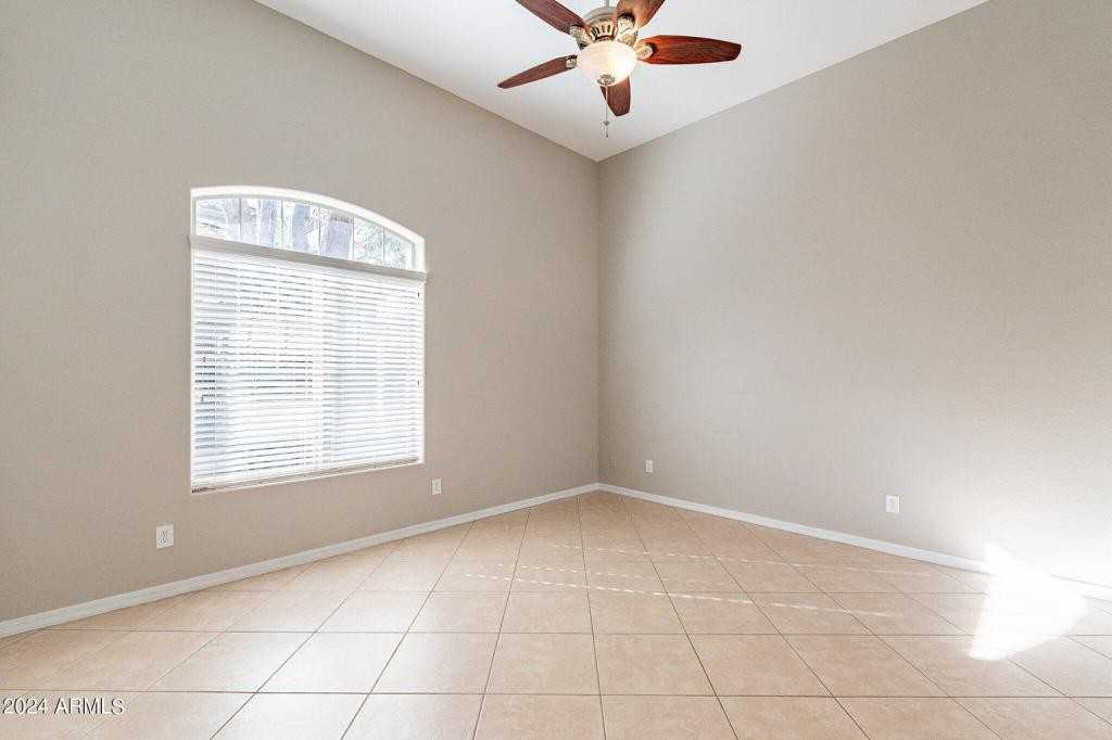3653 W Bryce Ct - Photo 5 of 14