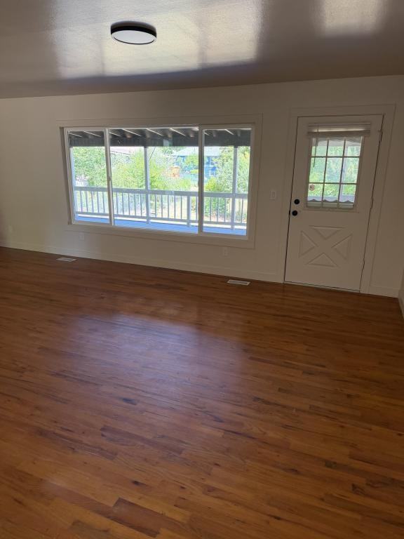 220 B St - Photo 6 of 20