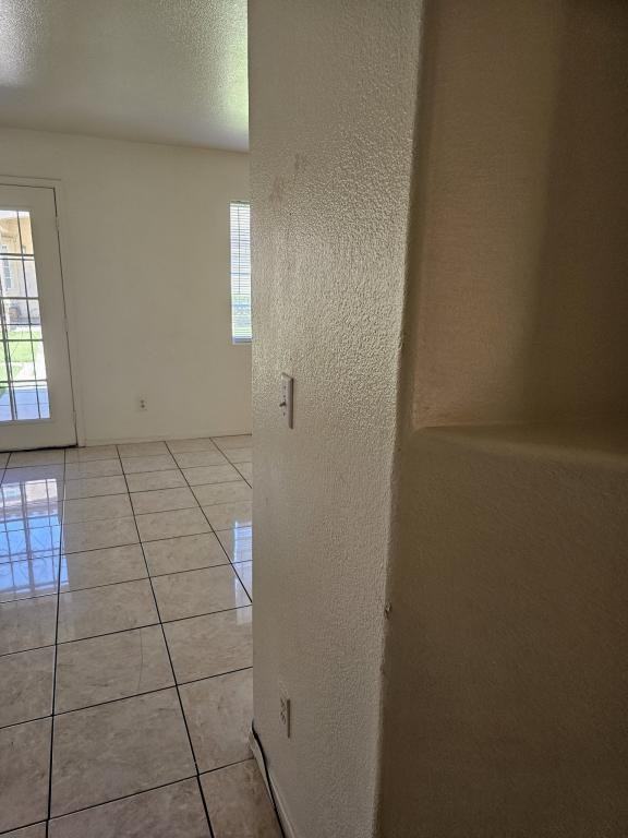 2500 Adelante Ave - Photo 2 of 11