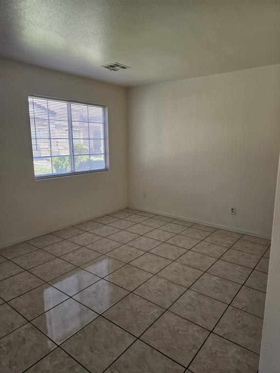 2500 Adelante Ave - Photo 3 of 11