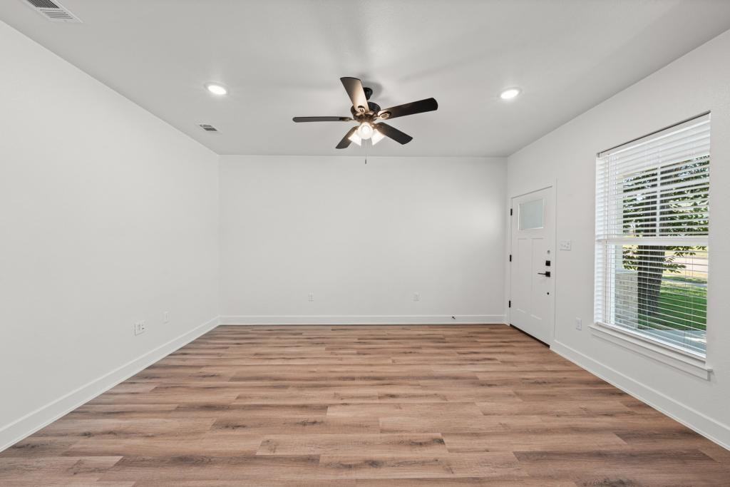 717 N 3rd St - Photo 5 of 14