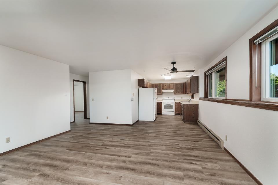 2014 Alderson Ave #D - Photo 3 of 9