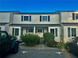 featured image of 10 E Beach Rd ##4