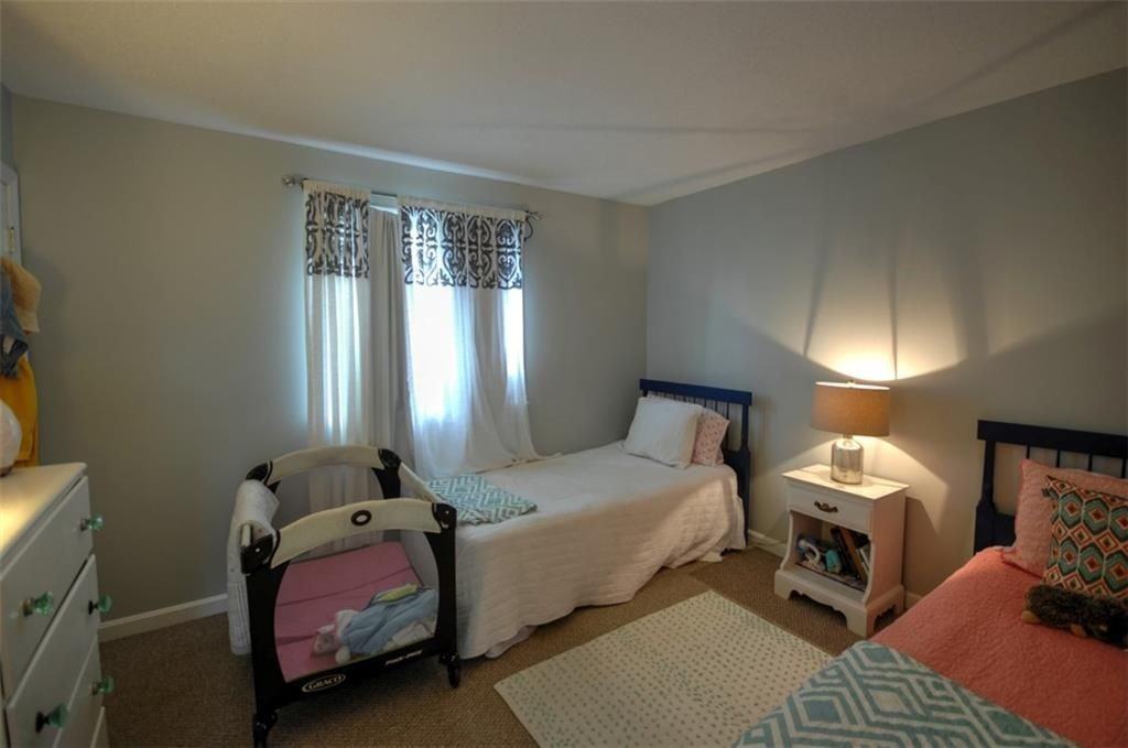 10 E Beach Rd ##4 - Photo 7 of 11