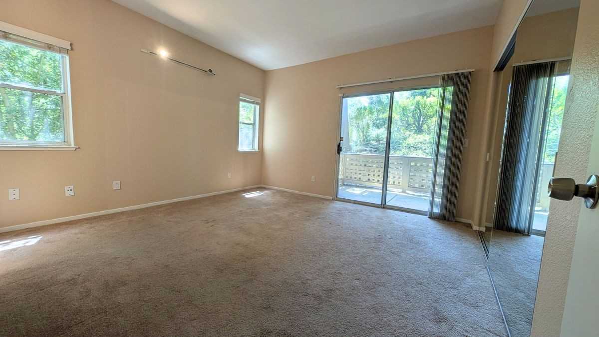 143 Tuscany Ct - Photo 6 of 18