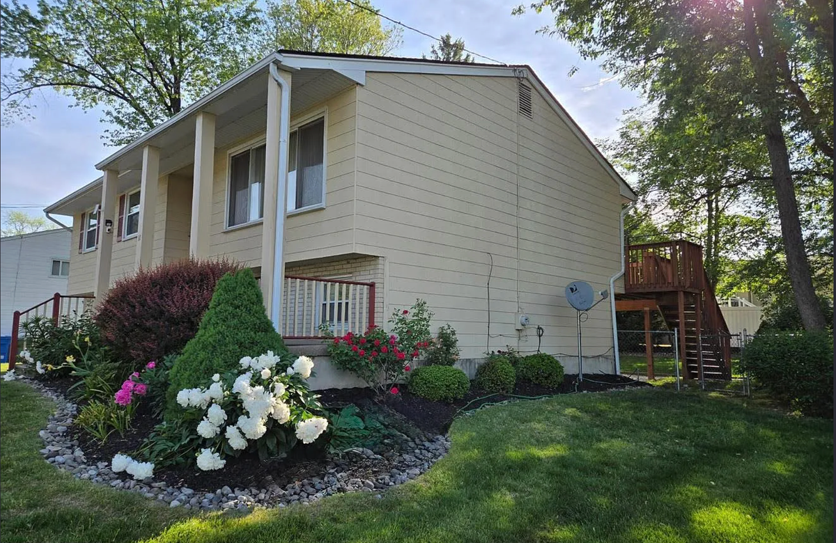 11 Knollwood Dr - Photo 3 of 3