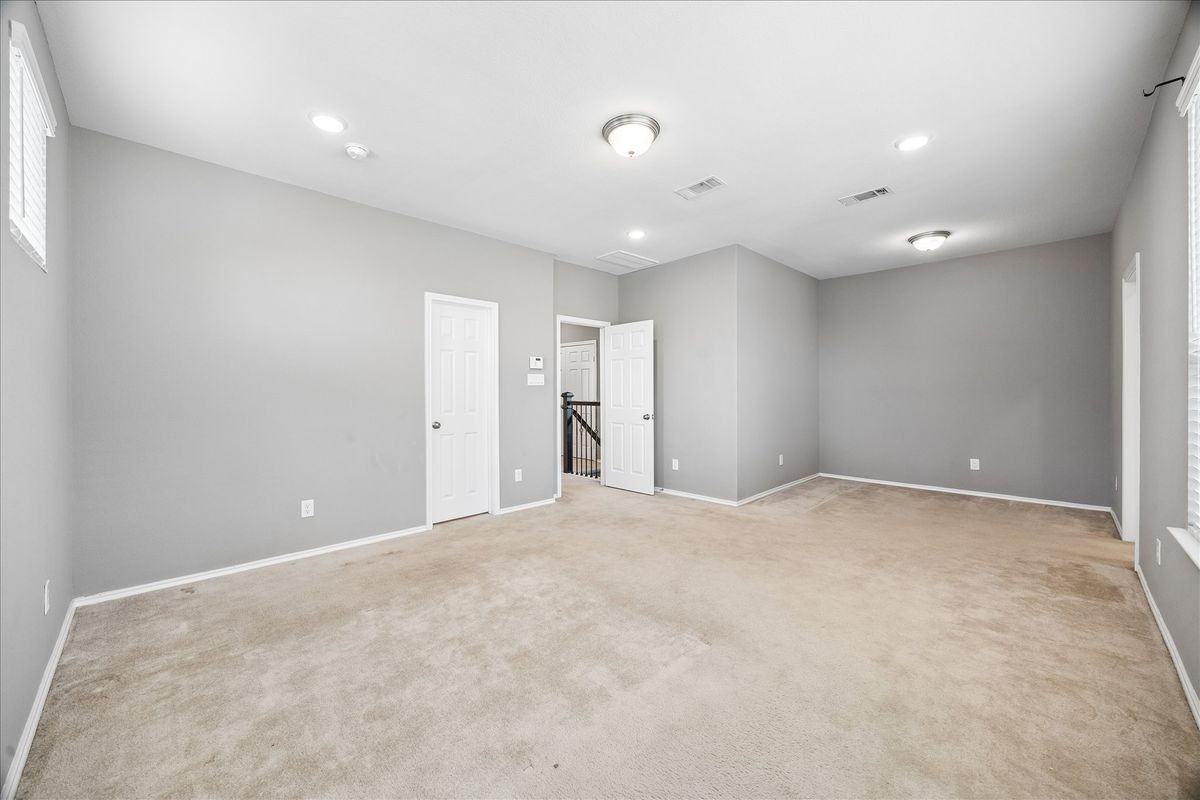 8612 Cedardale Park Dr - Photo 6 of 11