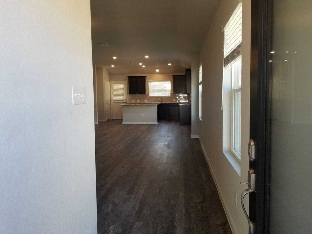 6022 Akin Quay - Photo 3 of 15