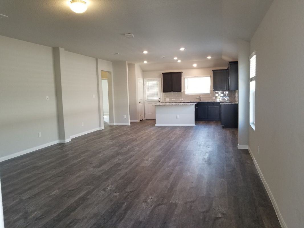 6022 Akin Quay - Photo 4 of 15