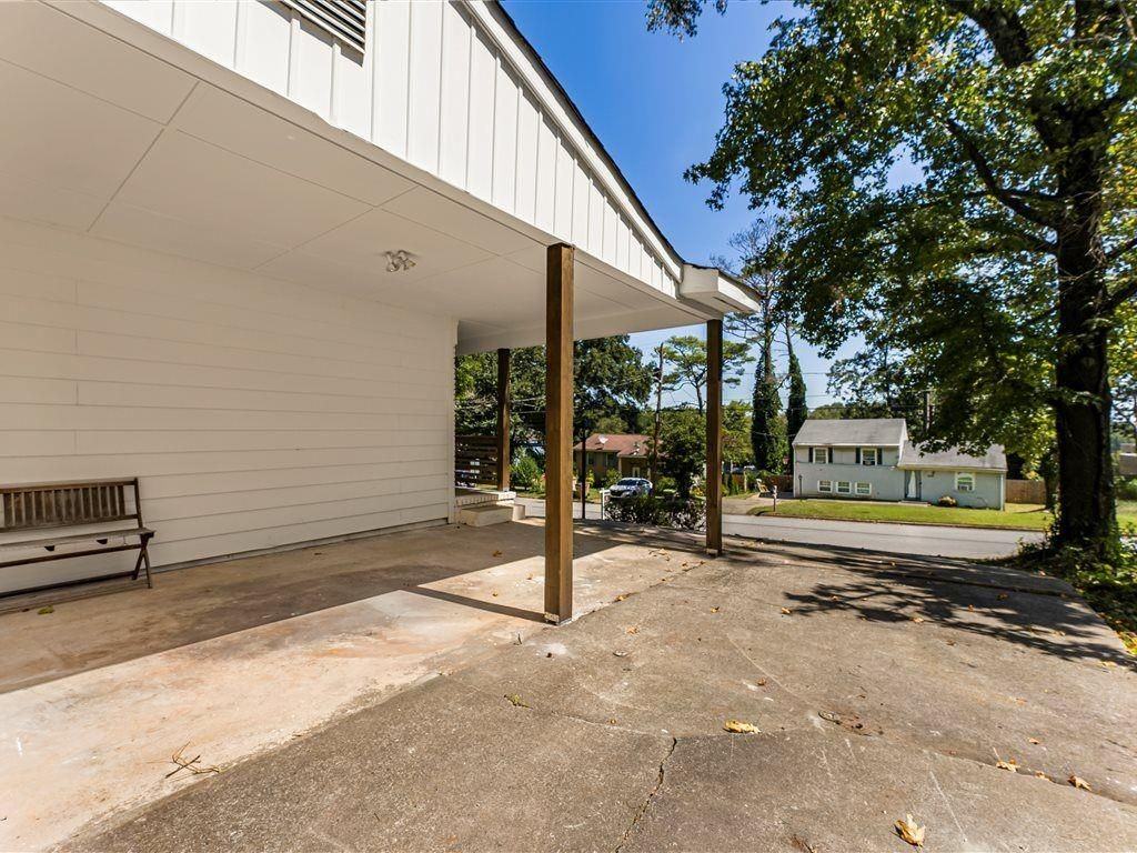 6371 Westbury Rd - Photo 2 of 30