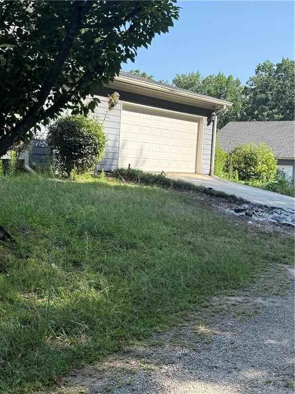 3331 Friendship Rd - Photo 2 of 21