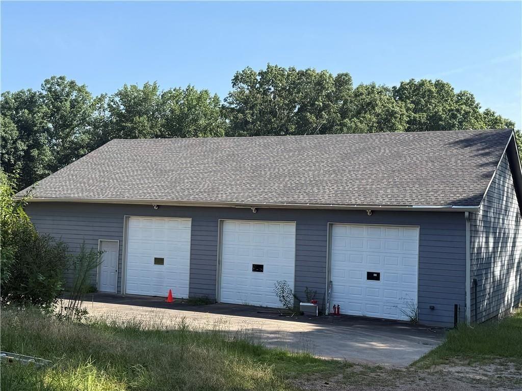 3331 Friendship Rd - Photo 3 of 21
