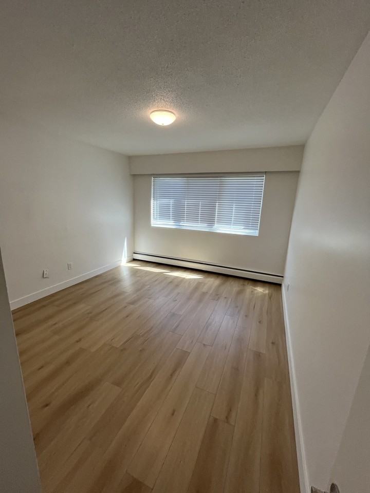 7201 Garibaldi Dr #128 - Photo 6 of 8